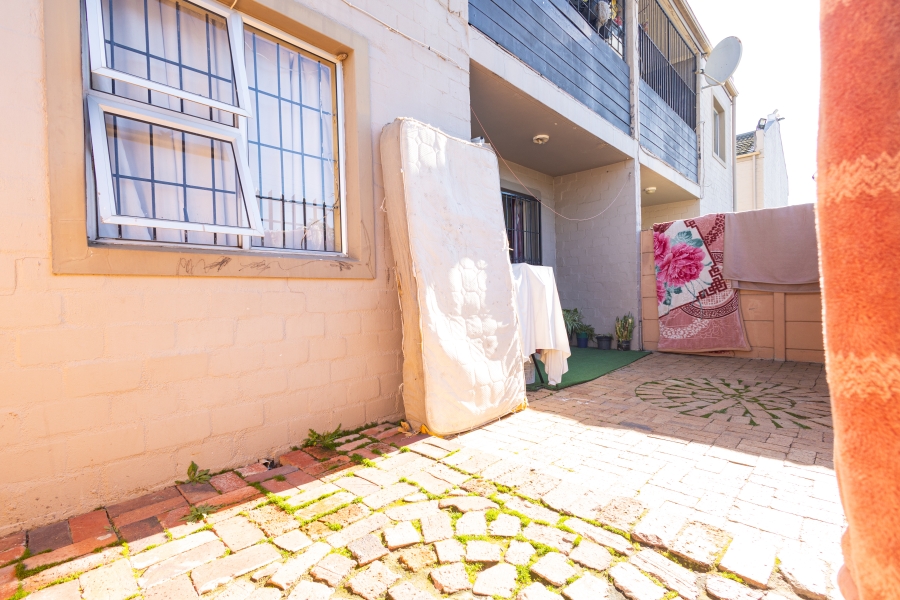 2 Bedroom Property for Sale in Belmont Park Western Cape